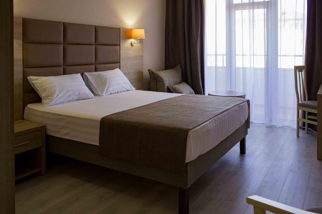Эмеральдика Family Beach Hotel (Фэмили Бич) - 4