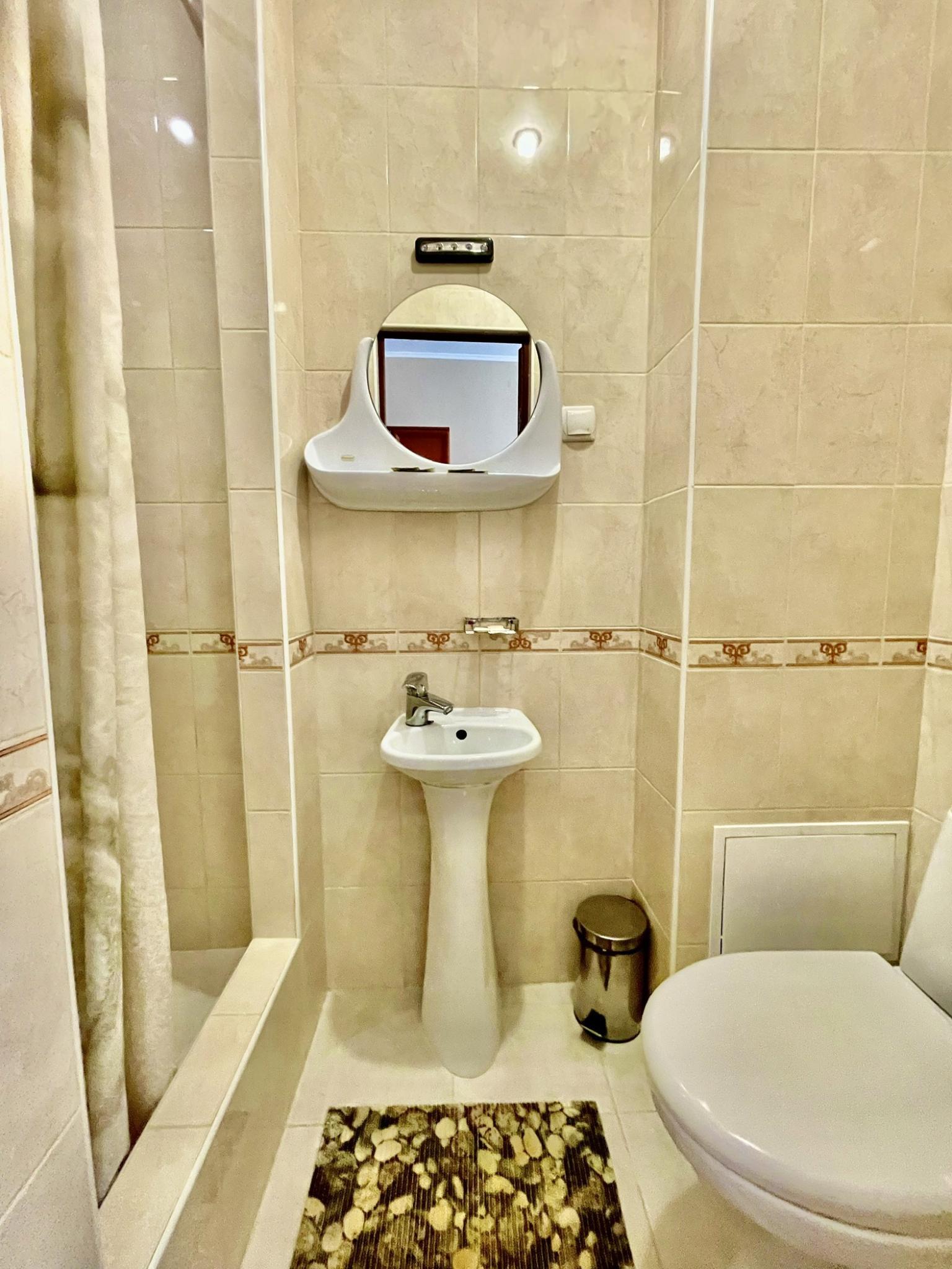 Двухместный номер стандарт с 1 двуспальной кроватью 2