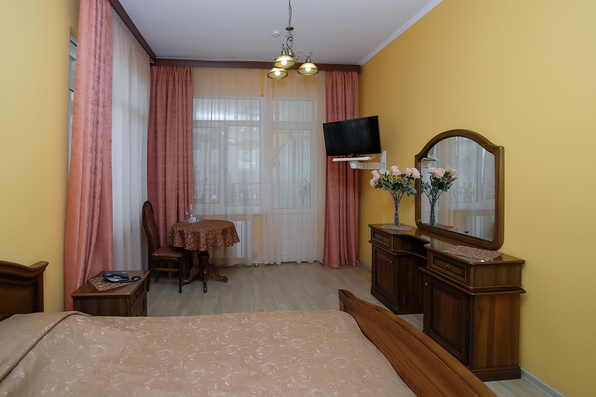 Лира - 20