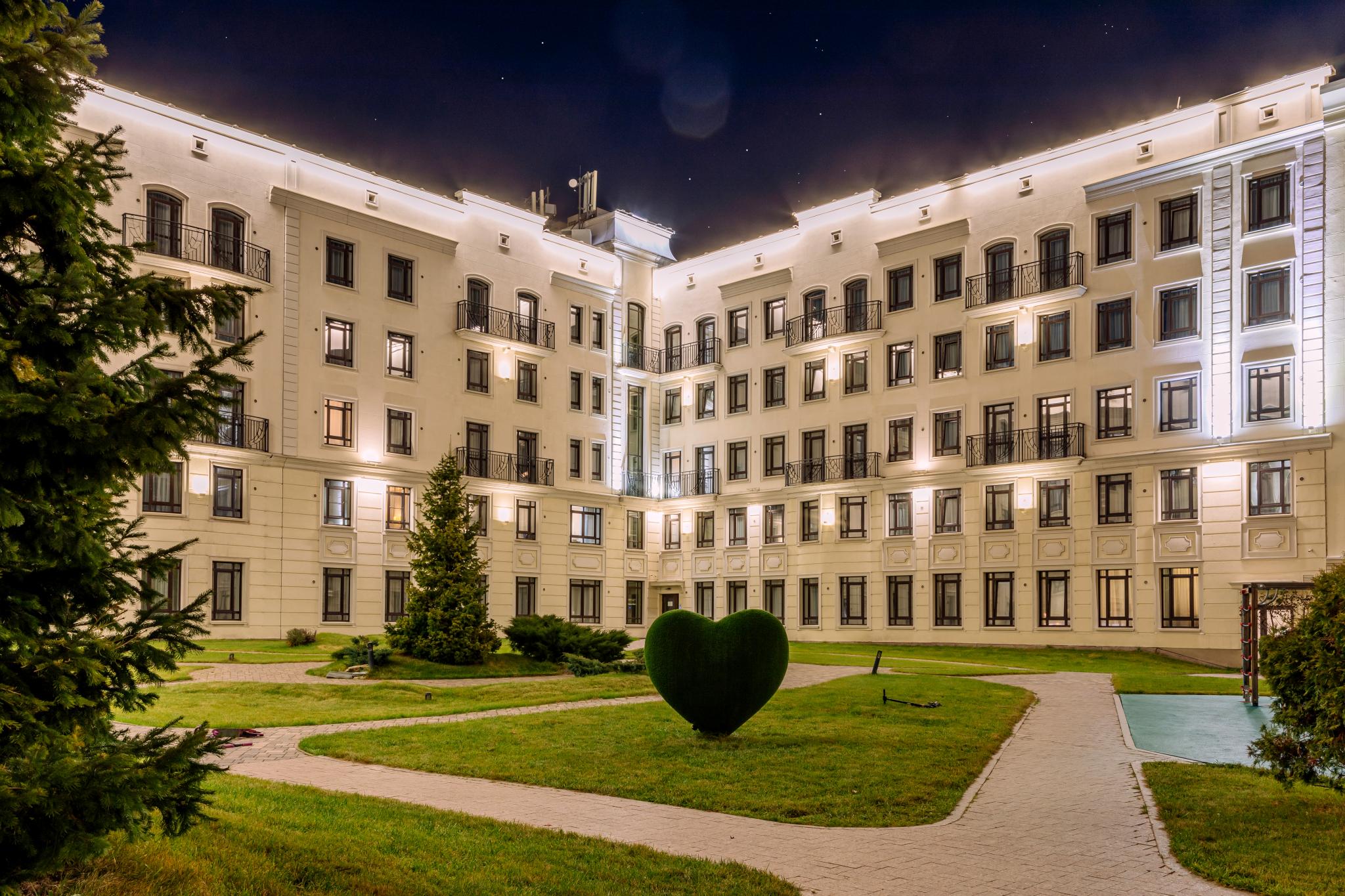 Ramada Hotel &amp; Suites by Wyndham Novosibirsk Zhukovka (Рамада Новосибирск) - 4