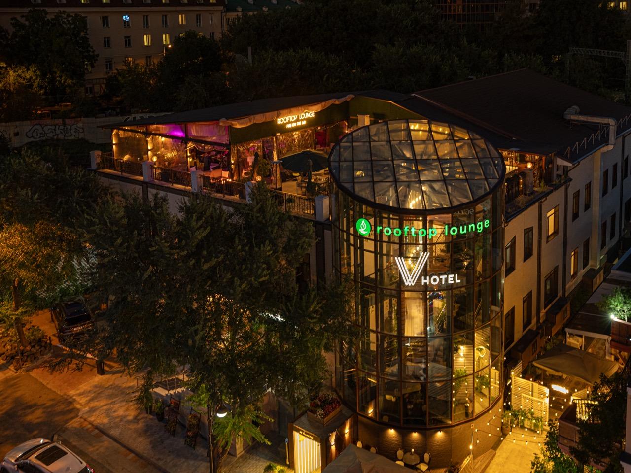 V hotel &amp; Rooftop lounge (В отель) - 6