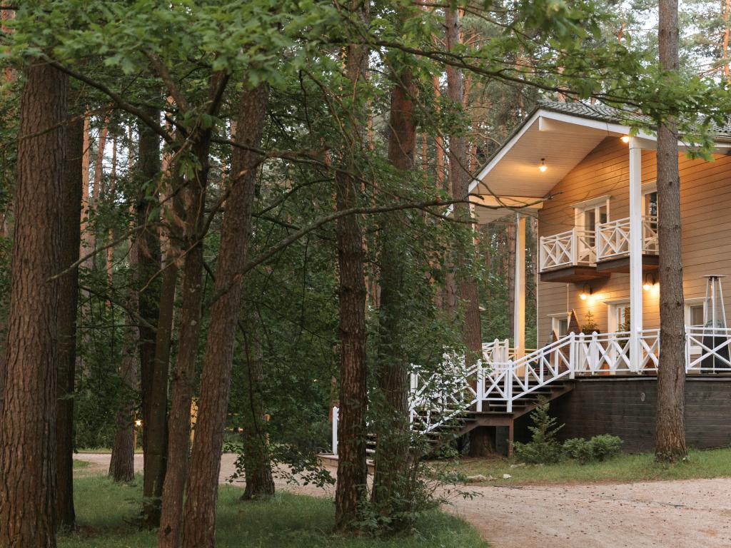 Загородный отель Pine River (Пайн Ривер)