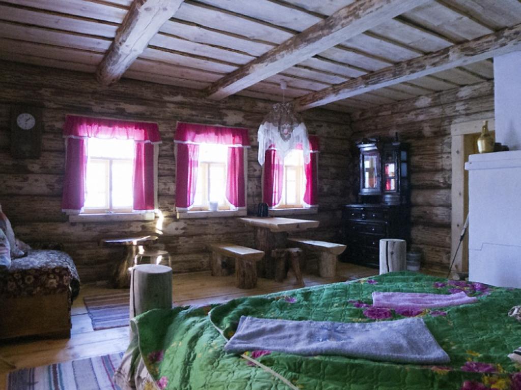 В гостях у сказки (бывш. Дубки)