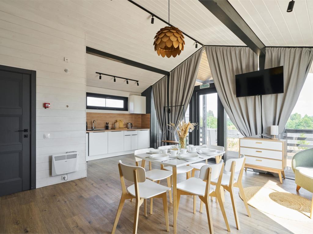 Русские сезоны Эмбиент парк