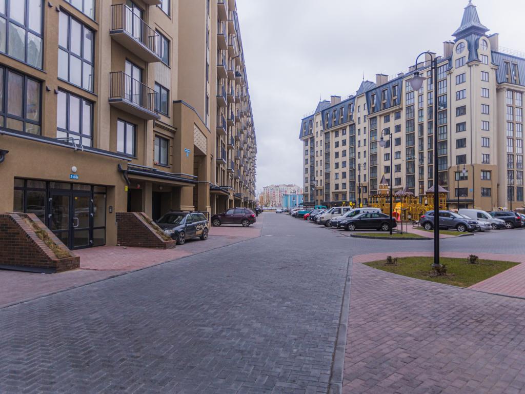 Малкова Апартментс на улице Автомобилистов 5