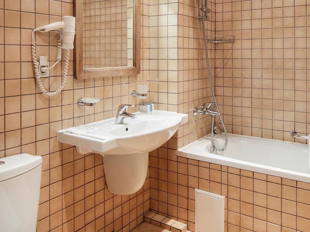 Arthurs Spa Hotel by Mercure (Артурс СПА Отель by Mercure)