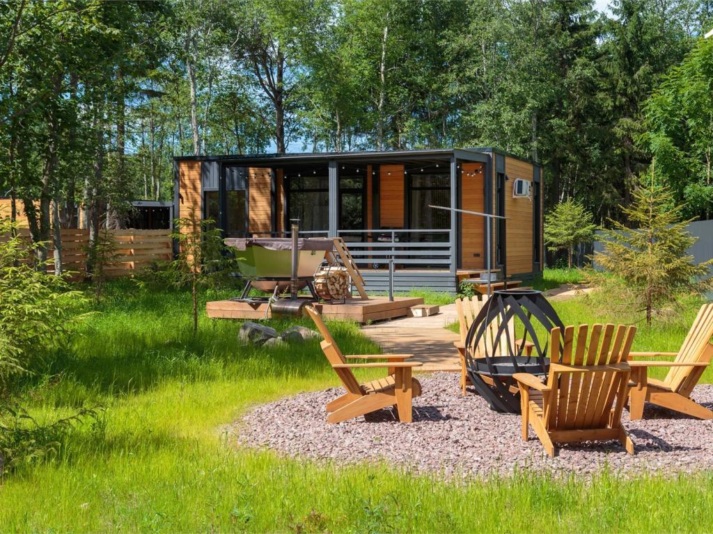 Black Village Семейный (Блэк Вилладж Семейный)