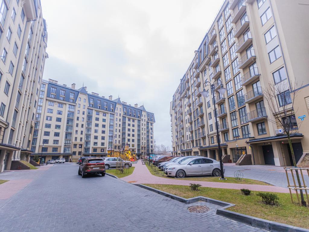 Малкова Апартментс на улице Автомобилистов 5