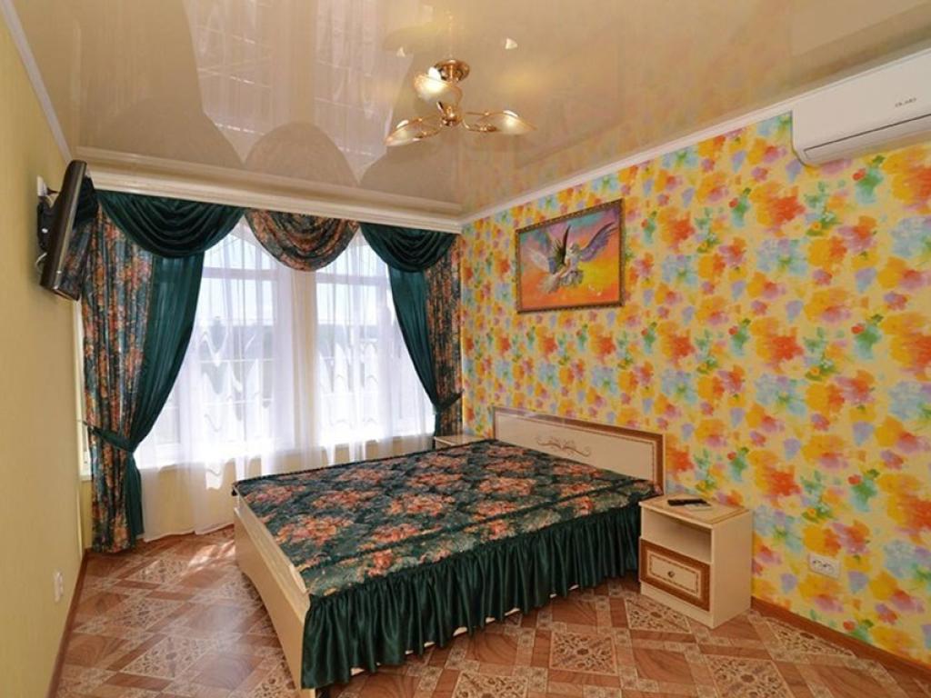 Роман