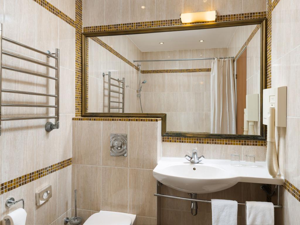 Arthurs Spa Hotel by Mercure (Артурс СПА Отель by Mercure)