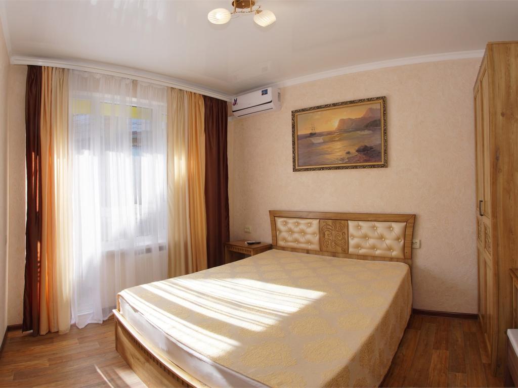Роман
