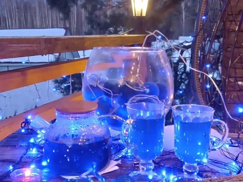 Дом под соснами