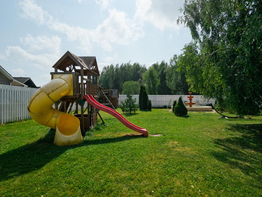 Ontario Village (Онтарио Вилладж)