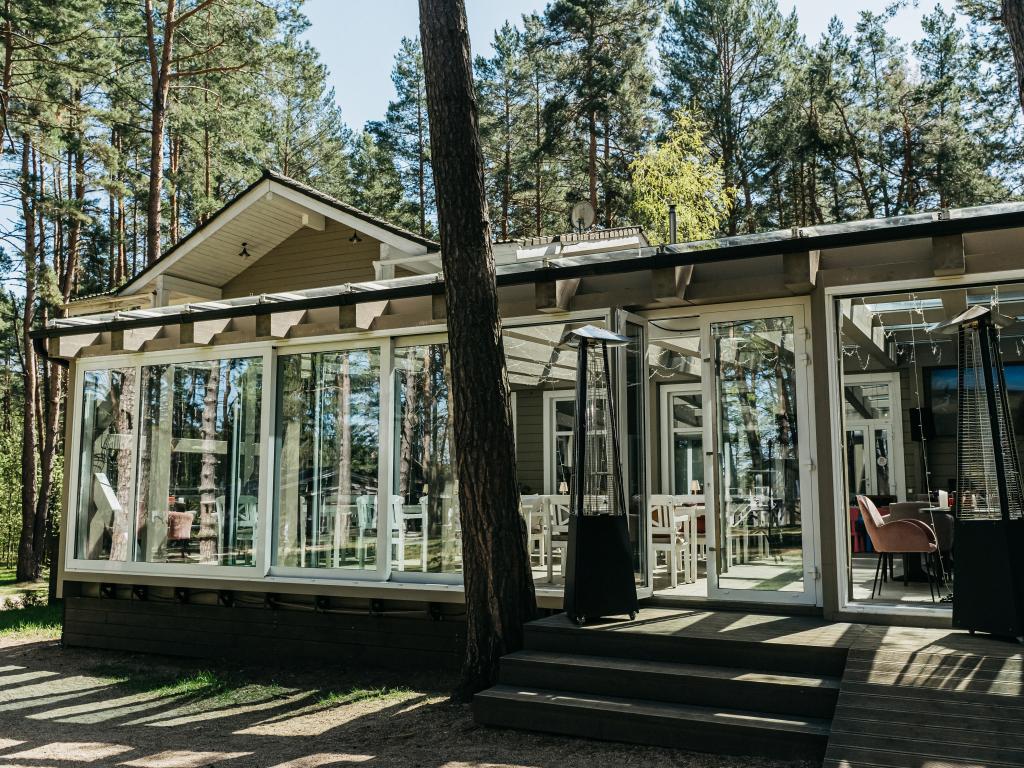 Загородный отель Pine River (Пайн Ривер)