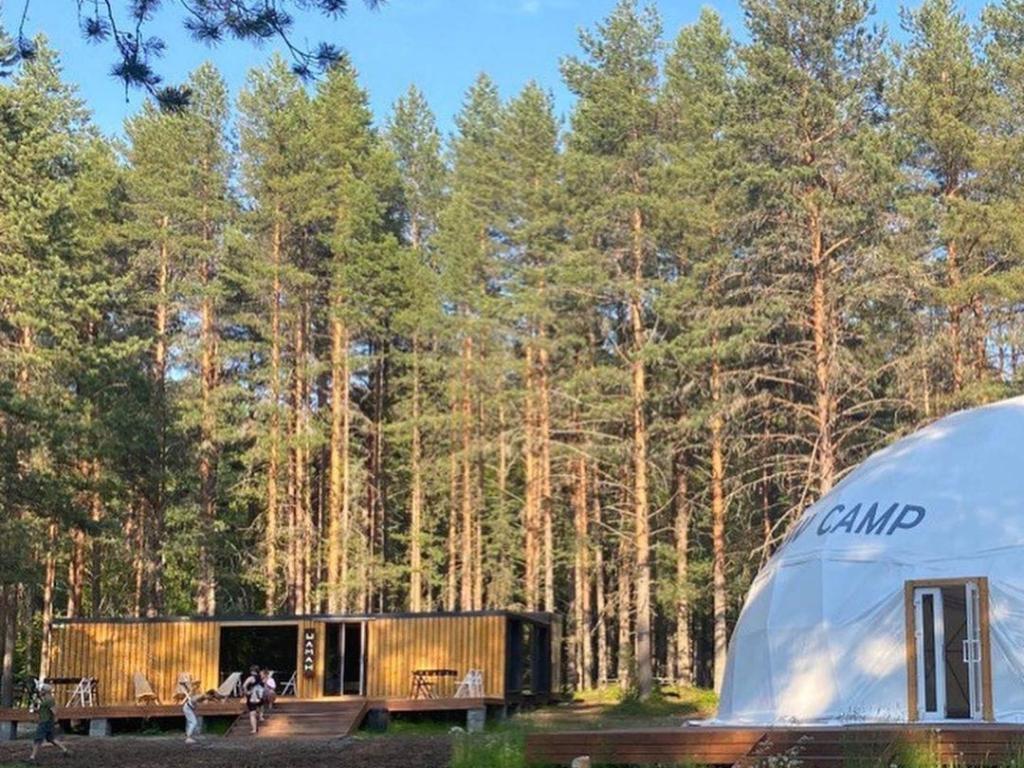 Глэмпинг NewCamp Эссойла (Ньюкэмп Эссойла)