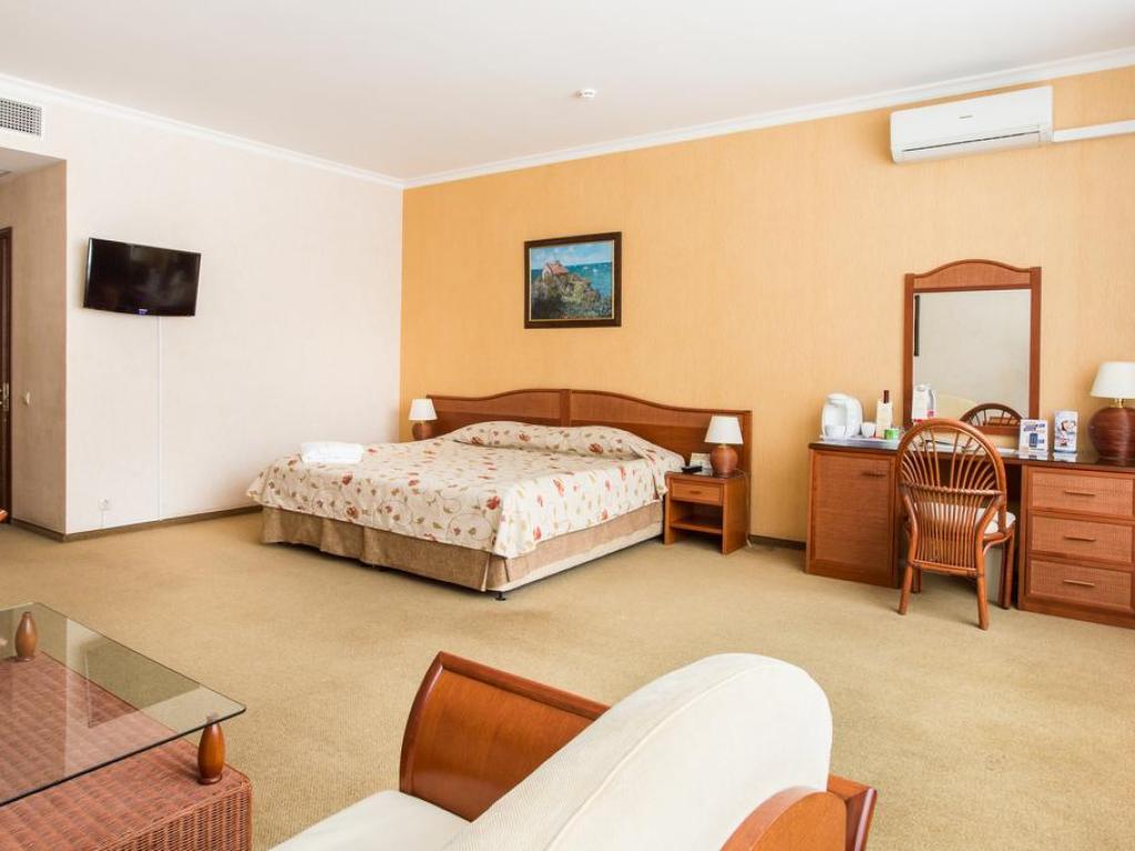 Arthurs Spa Hotel by Mercure (Артурс СПА Отель by Mercure)