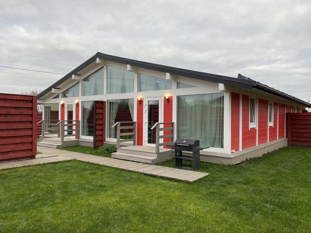 Canada House (Канада Хаус)