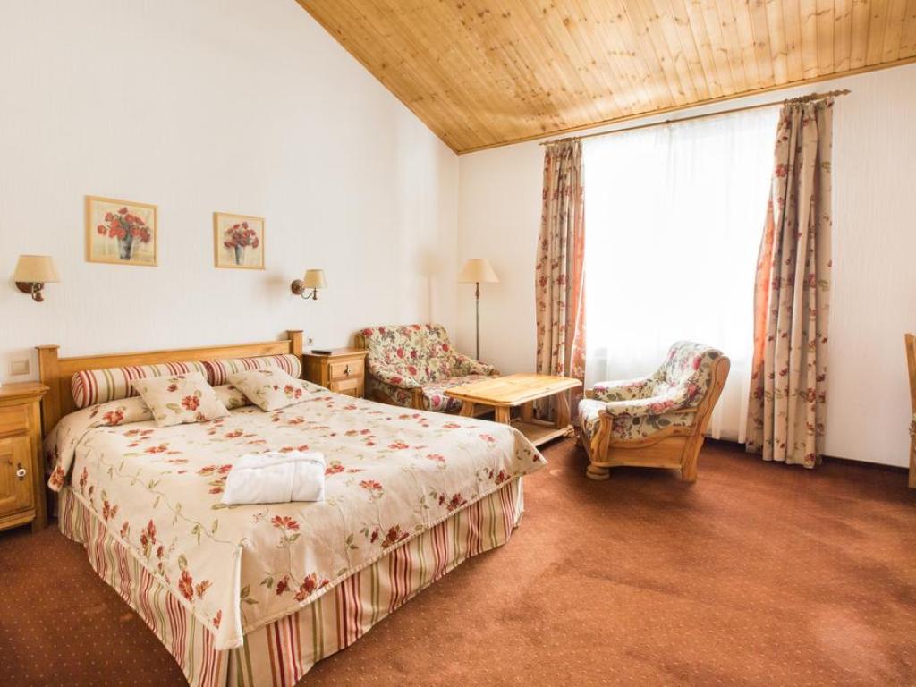 Arthurs Spa Hotel by Mercure (Артурс СПА Отель by Mercure)