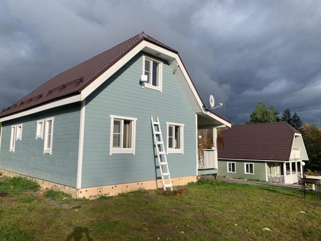 Dream House (Дрим Хаус)
