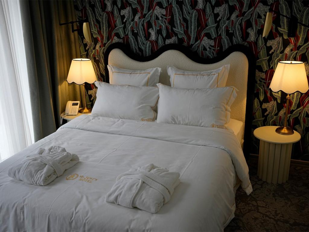 Mr.Just`s Hotel (Мистер Юстс)