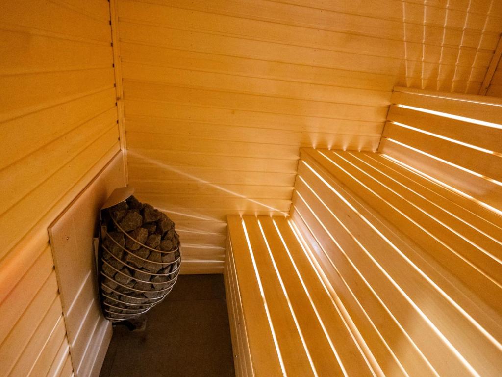 Santush house (Сантуш Хаус)