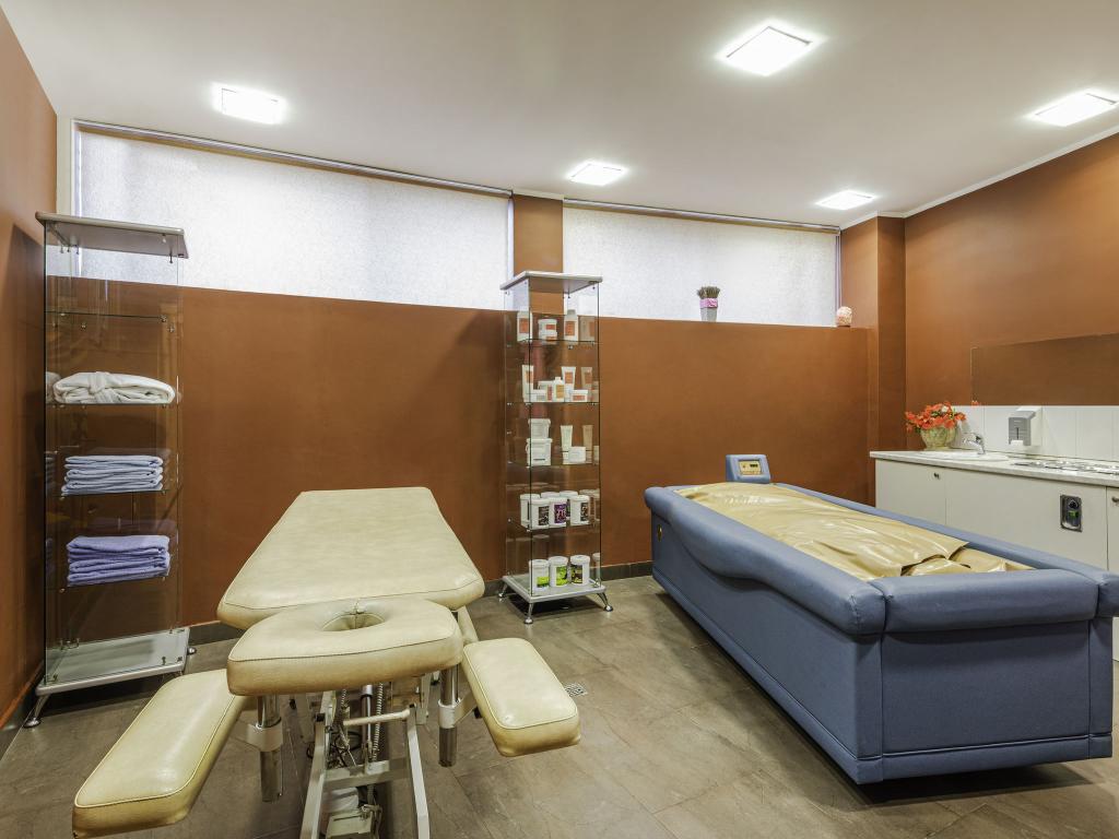 Arthurs Spa Hotel by Mercure (Артурс СПА Отель by Mercure)