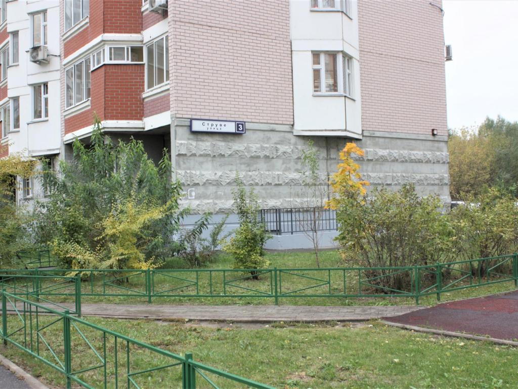 Апартаменты на улице Струве 3