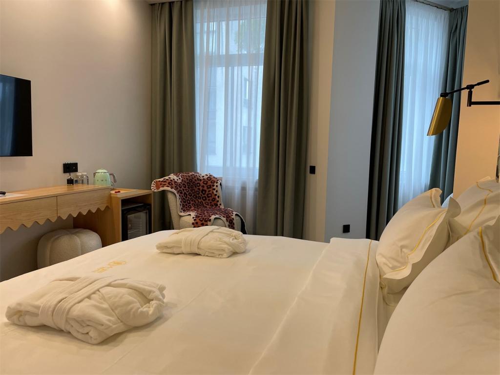 Mr.Just`s Hotel (Мистер Юстс)