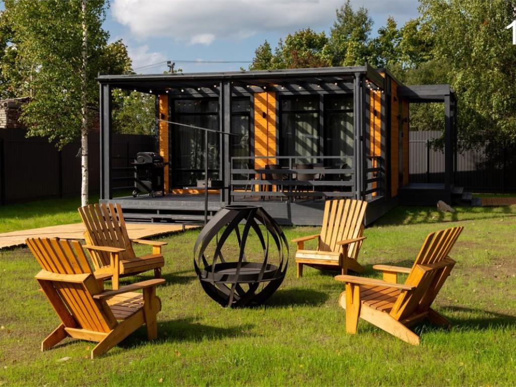 Black Village Семейный (Блэк Вилладж Семейный)