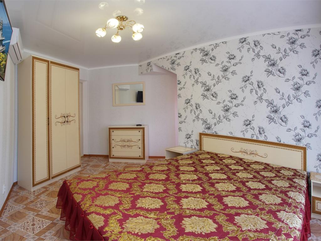 Роман