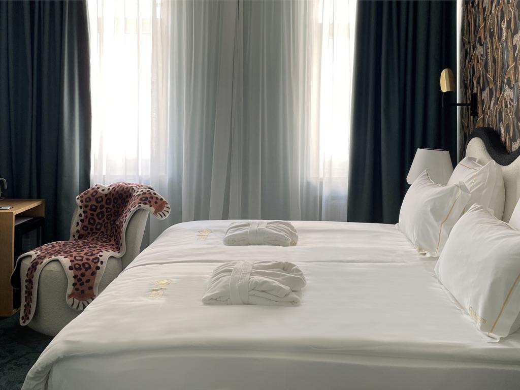 Mr.Just`s Hotel (Мистер Юстс)