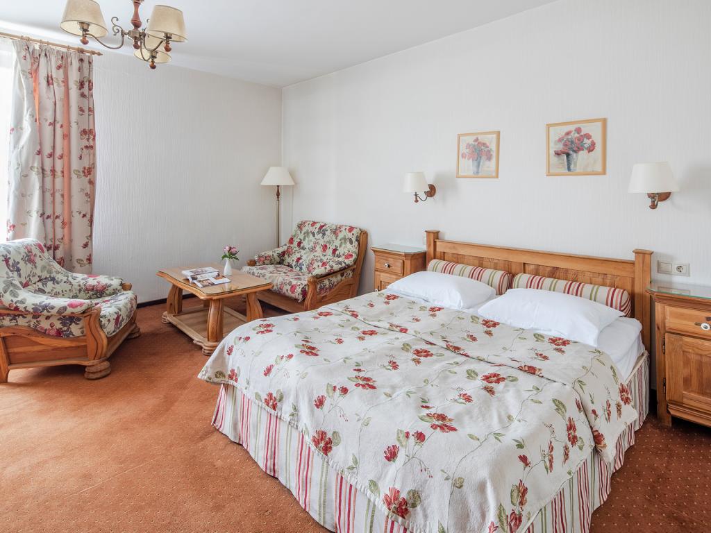 Arthurs Spa Hotel by Mercure (Артурс СПА Отель by Mercure)