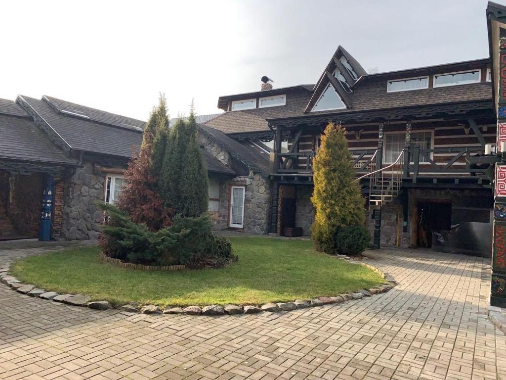 Indian House (Индиан Хаус)