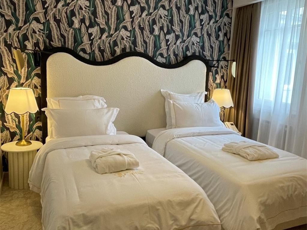Mr.Just`s Hotel (Мистер Юстс)