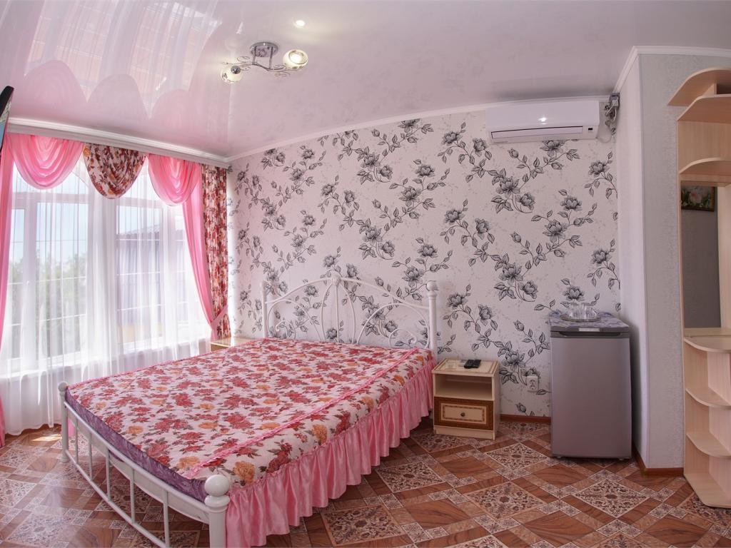 Роман