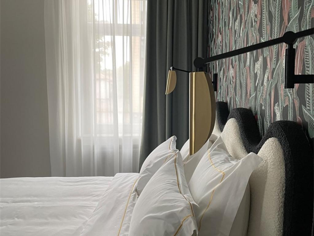 Mr.Just`s Hotel (Мистер Юстс)