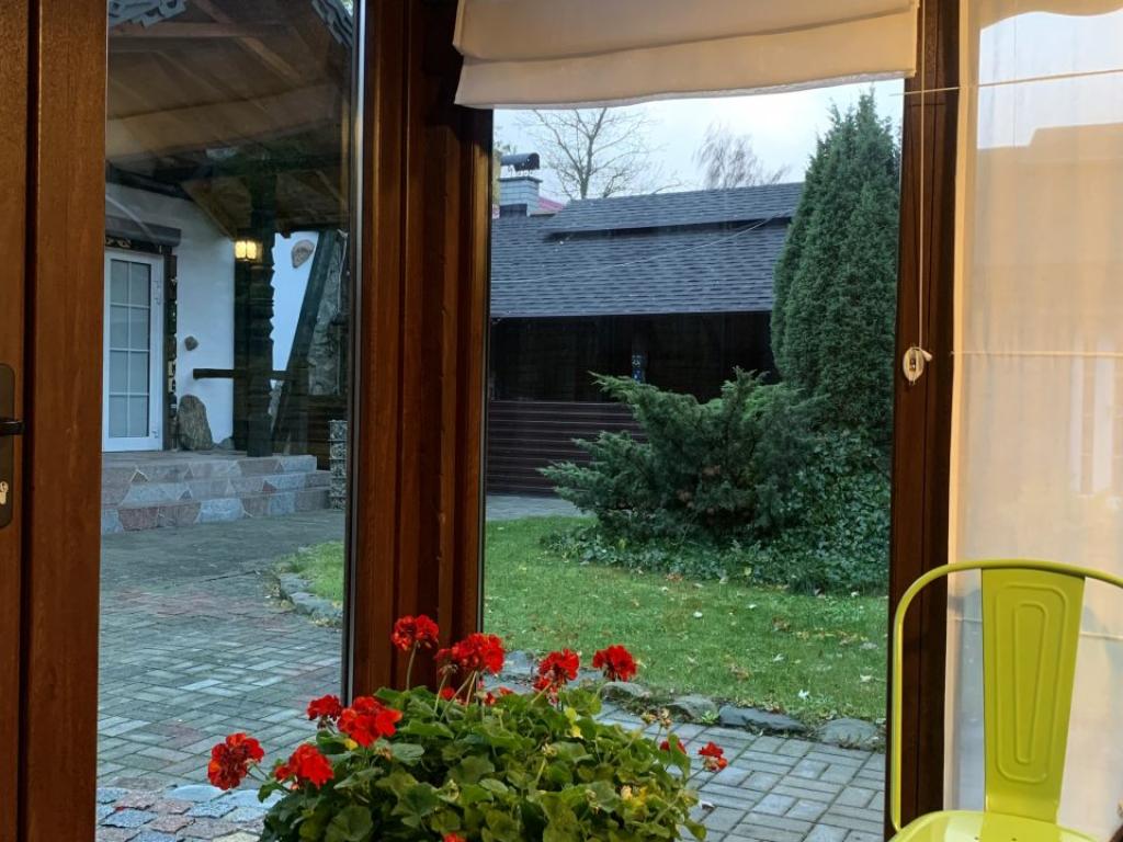 Indian House (Индиан Хаус)