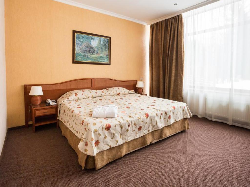Arthurs Spa Hotel by Mercure (Артурс СПА Отель by Mercure)