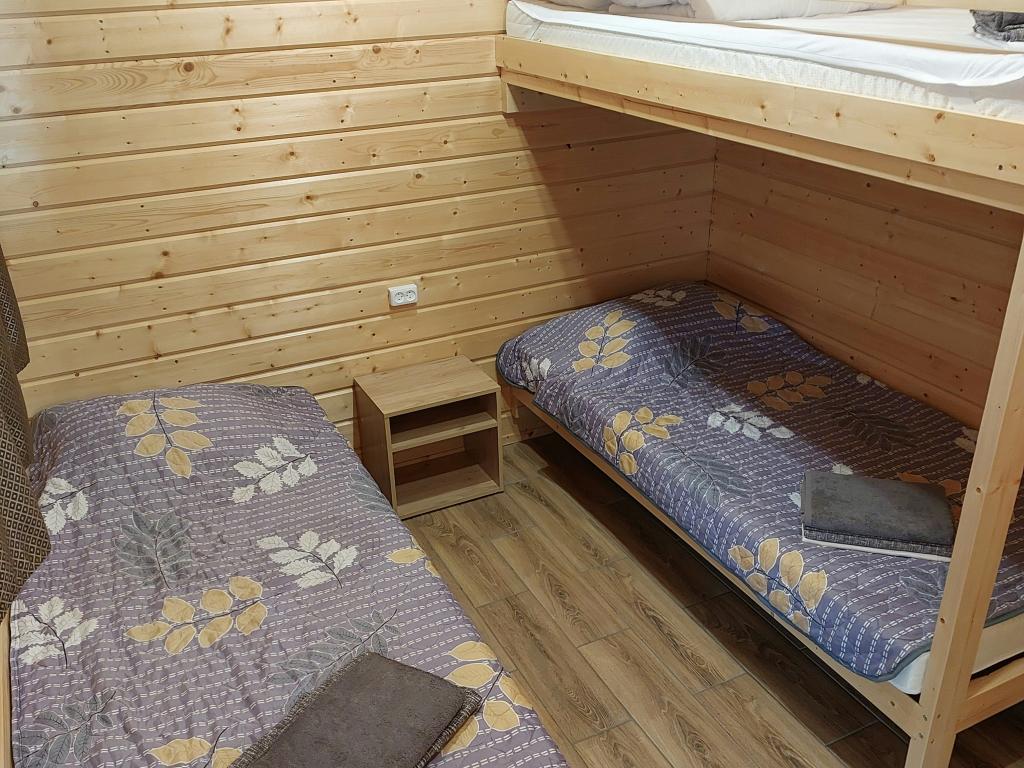 У Плотника