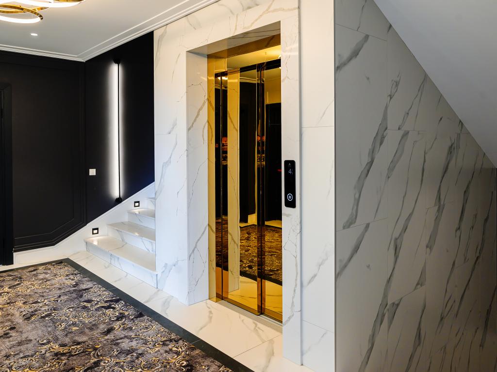 Grand Hotel Royal Lions (Гранд Роял Лионс)