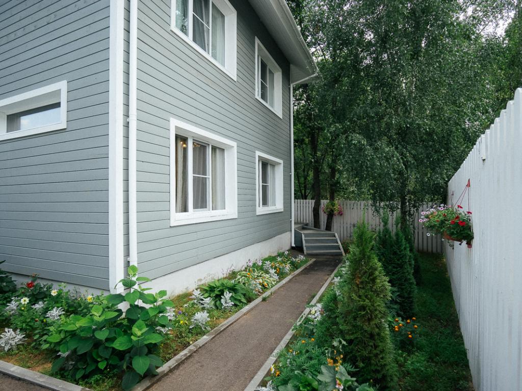Ontario Village (Онтарио Вилладж)