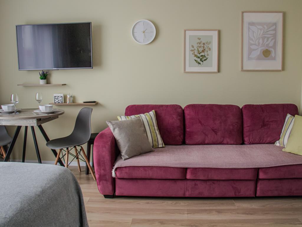Просторная квартира-студия Флора дом с поздним выездом и заселением