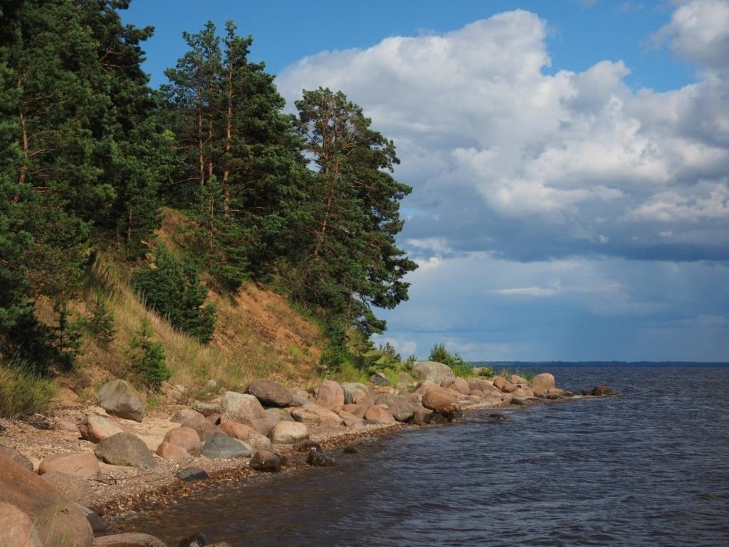 Дом с видом на озеро
