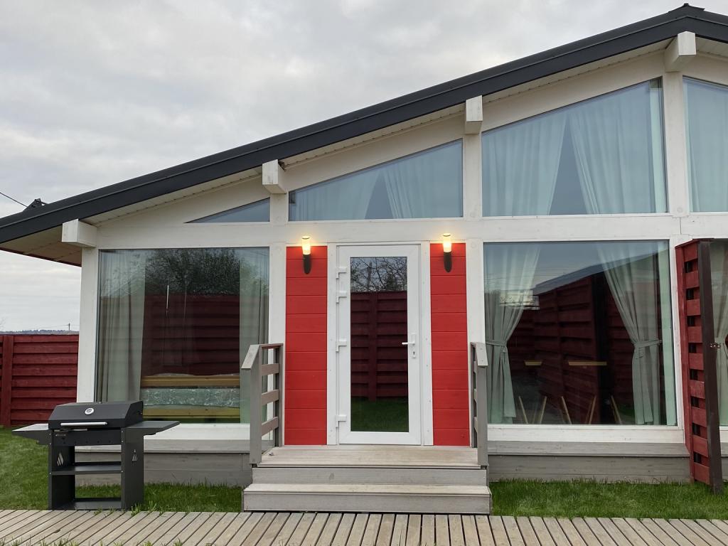 Canada House (Канада Хаус)