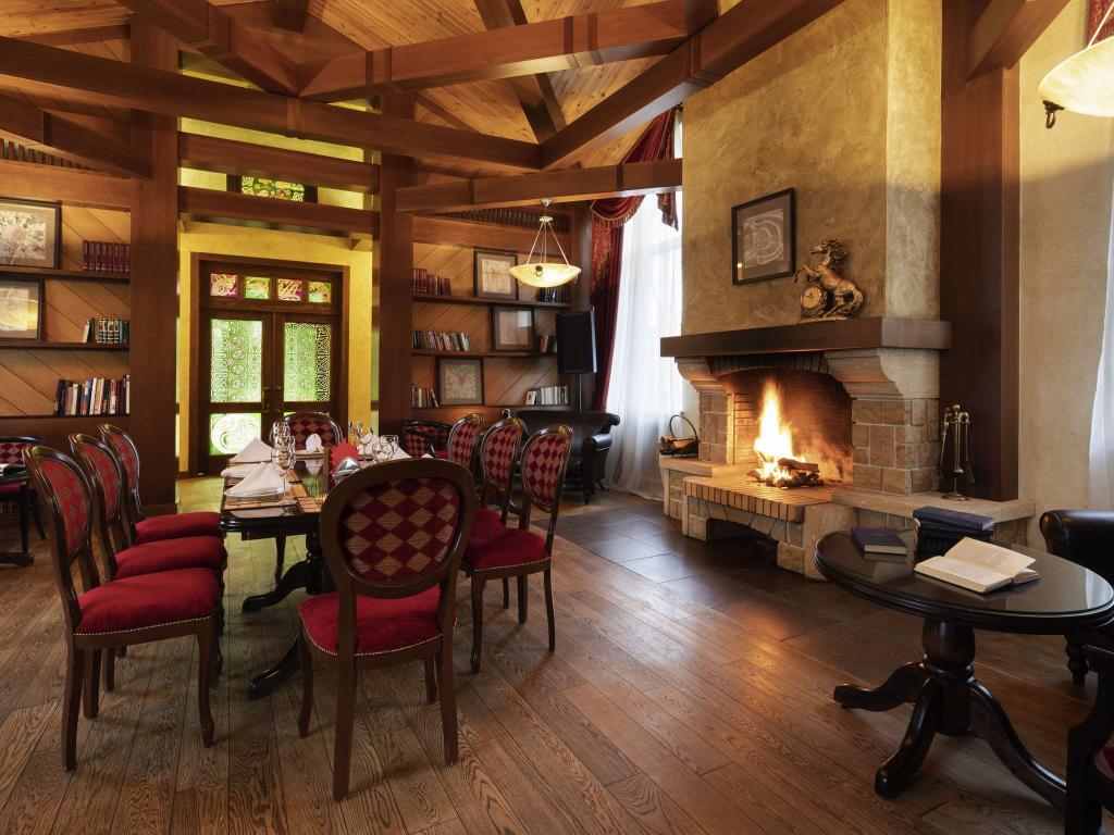 Arthurs Spa Hotel by Mercure (Артурс СПА Отель by Mercure)