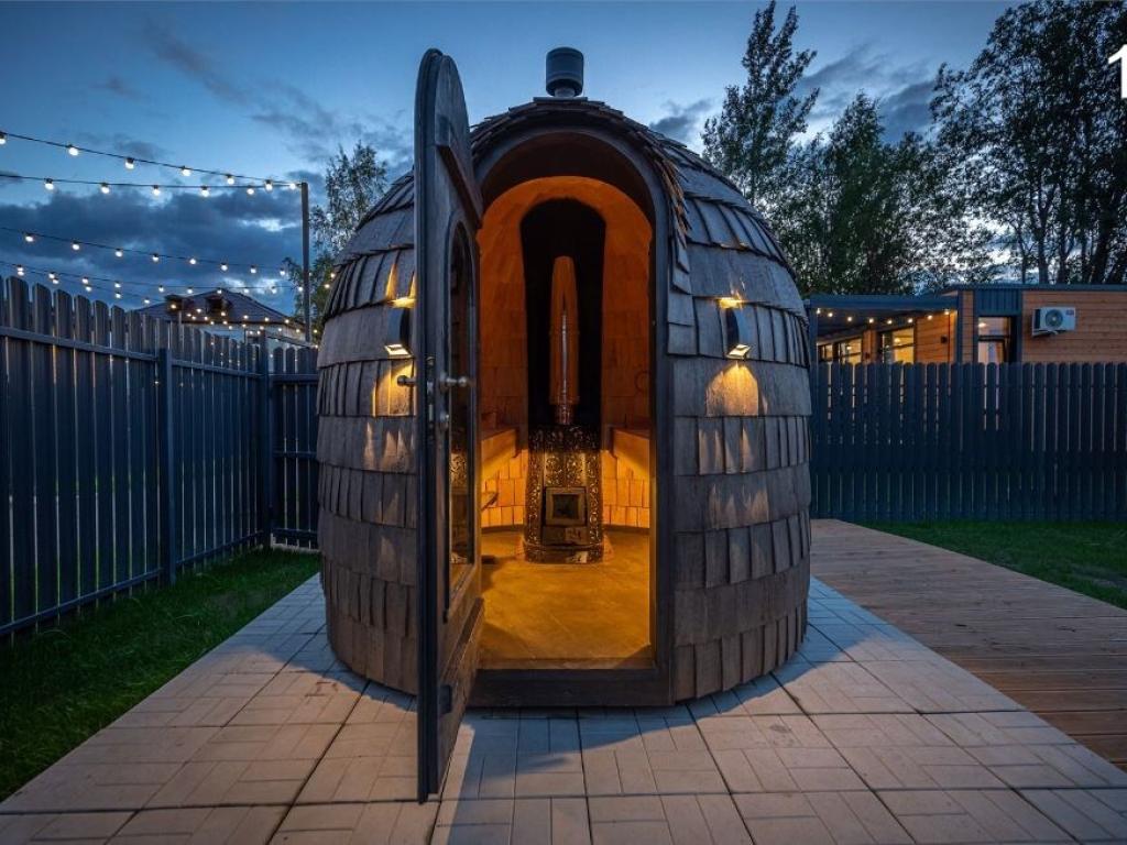 Black Village Семейный (Блэк Вилладж Семейный)