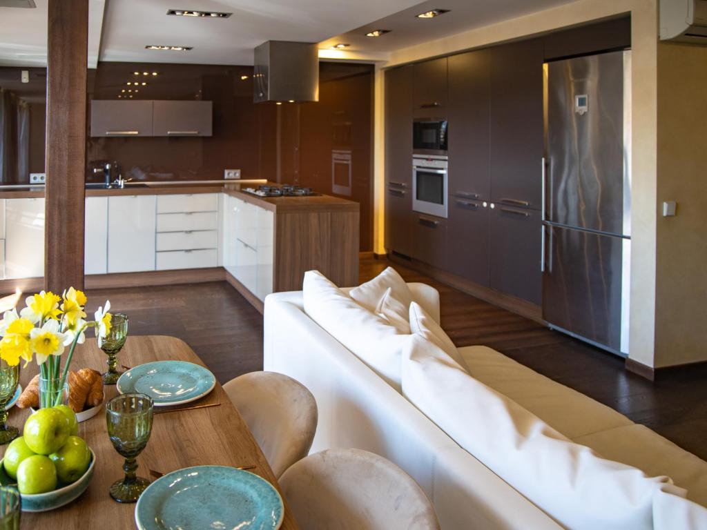 ALA Amalienau Luxury Apartment (АЛА Амалиенау Лакшери Апартмент)