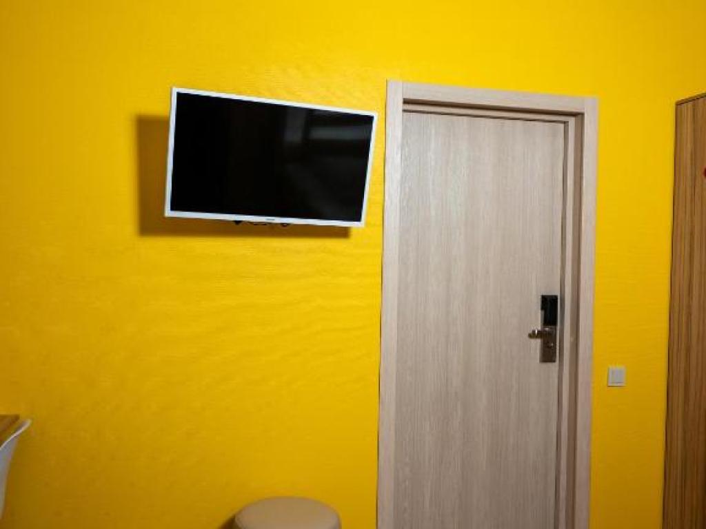 Лисья нора