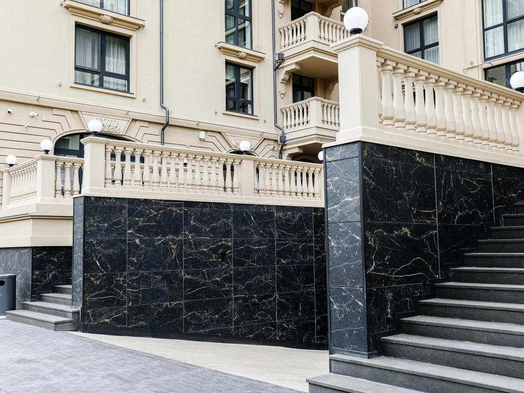 Grand Hotel Royal Lions (Гранд Роял Лионс)