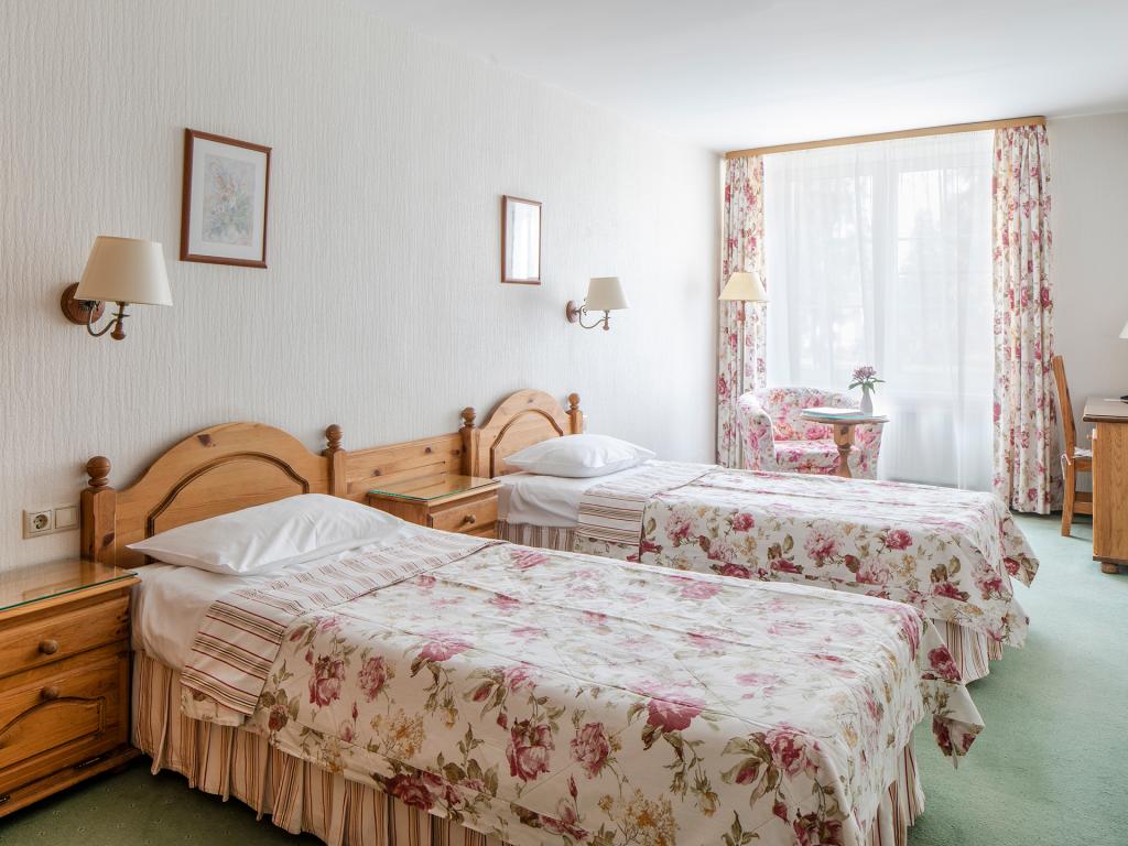 Arthurs Spa Hotel by Mercure (Артурс СПА Отель by Mercure)